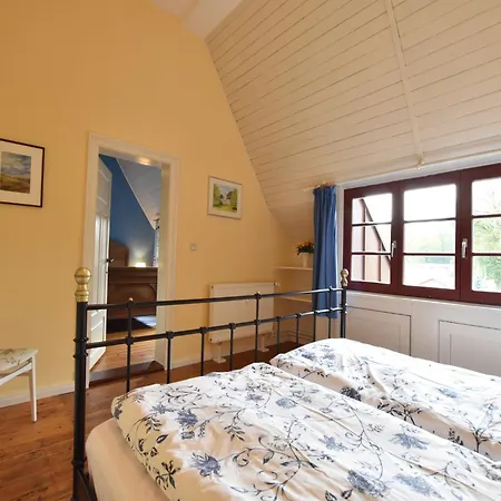 Apartman Nahe Ostsee Kuehlungsborn, Cleaning Included *